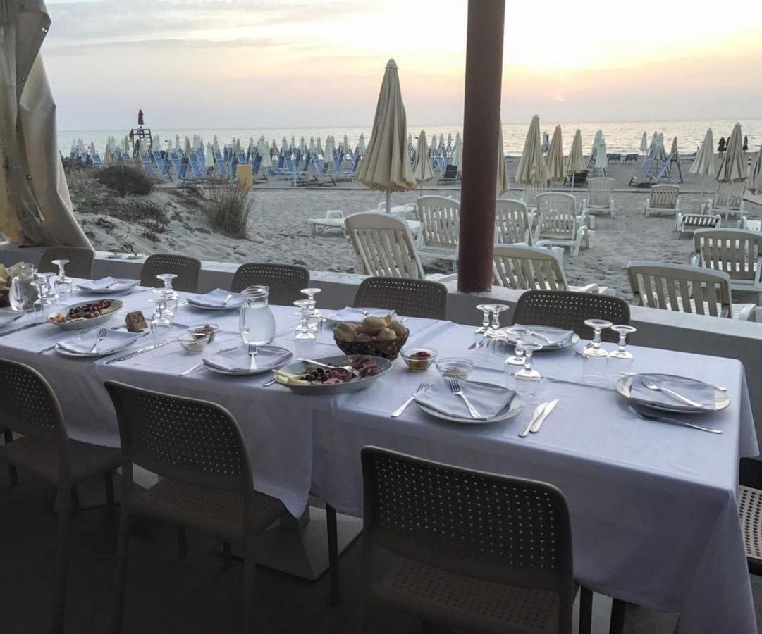 Horse Country Resort Congress & Spa - Hotel Ribot アルボレーア エクステリア 写真