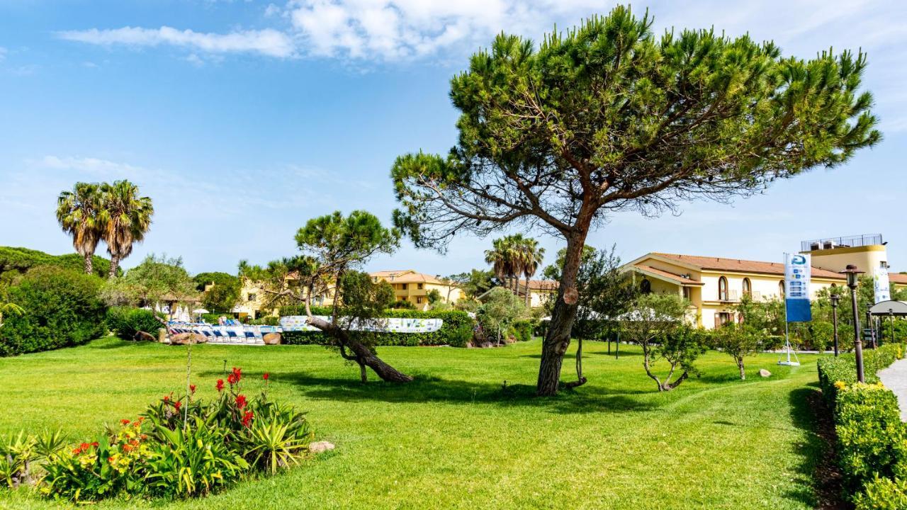 Horse Country Resort Congress & Spa - Hotel Ribot アルボレーア エクステリア 写真