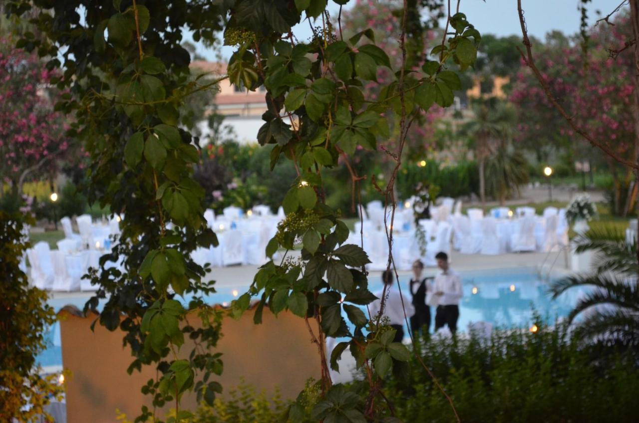Horse Country Resort Congress & Spa - Hotel Ribot アルボレーア エクステリア 写真